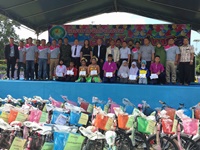 โครงการเยี่ยมบ้านผู้ป่วยเรื้อรัง ผู้สูงอายุ คนพิการ และผู้ด้อยโอกาส ติดบ้าน/ติดเตียง ประจำปี 2560 (เยี่ยมผู้ป่วยในพื้นที่ ม.1 บ้านยารอ)