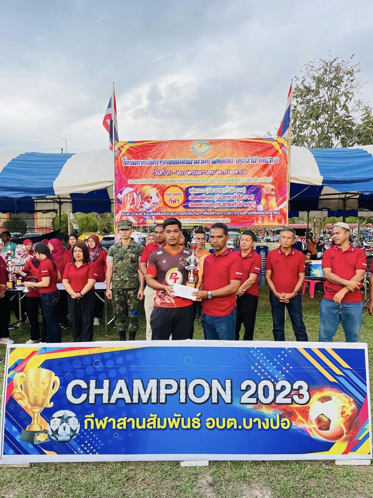 ประชุมรับฟังความคิดเห็นของประชาชน อบต.บางปอ ณ หมู่ที่6 และหมู่ที่10 เพื่อให้ประชาชนได้มีส่วนร่วมภายใต้หลักประชารัฐ ในการร่วมคิด ร่วมทำ ร่วมต้ดสินใจ ร่วมตรวจสอบ ร่วมแก้ไขปัญหาปรึกษาหารือแลกเปลี่ยนเรียนรู้ เพื่อแก้ไขปัญหาสำหรับการพัฒนาท้องถิ่น