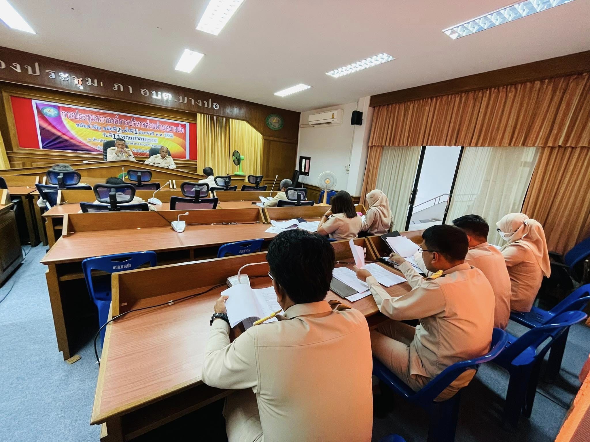 วันที่ 11 พ.ค.2566 เวลา 10.00 น. องค์การบริหารส่วนตำบลบางปอ จัดการประชุมสภาองค์การบริหารส่วนตำบลบางปอ สมัยสามัญ สมัยที่2 ครั้งที่1 ประจำปี 2566 โดยมีนายตอภา เปาะหะ ประธานสภาองค์การบริหารส่วนตำบลบางปอเป็นประธานการประชุมสภาฯ ณ ห้องประชุมสภาองค